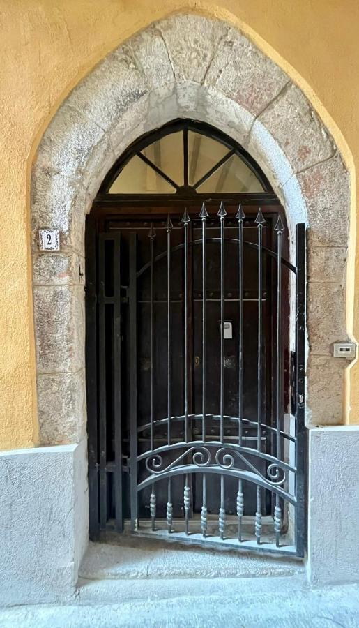 Ou Mentounasc - Duplex Vieille Ville Menton - Free Parking Luaran gambar